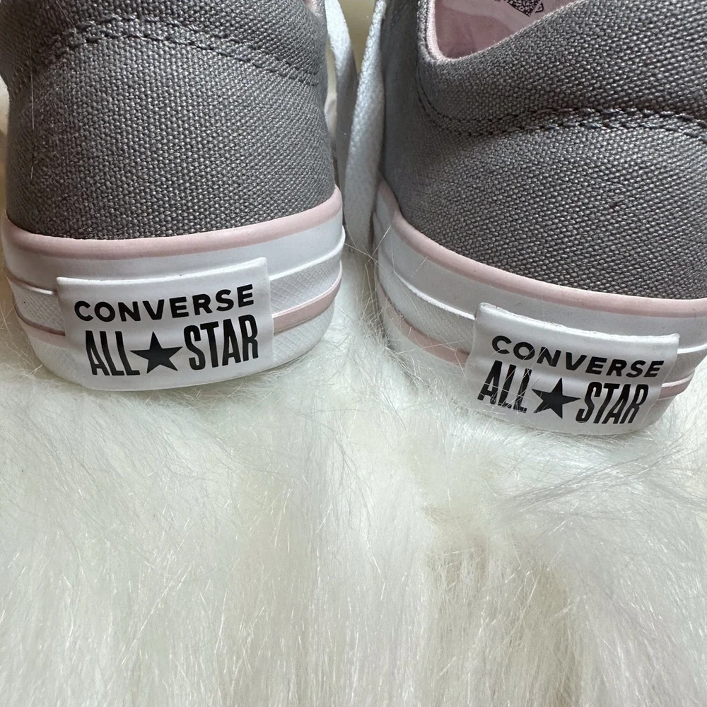 Converse Chuck Taylors